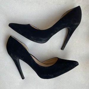 Black Faux Suede Pointed Toe Pumps